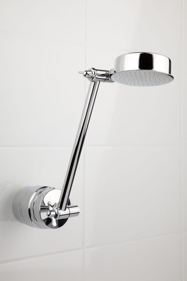 Sprite High Output Universal Shower Filter Connected to Shower Head Ilustration